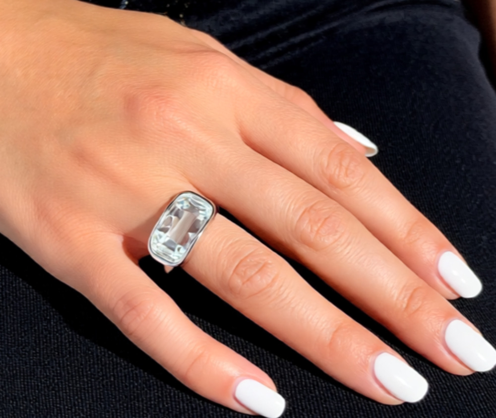 Swarovski Nirvana faceted clear crystal ring Rhodium plated Certificate and Box